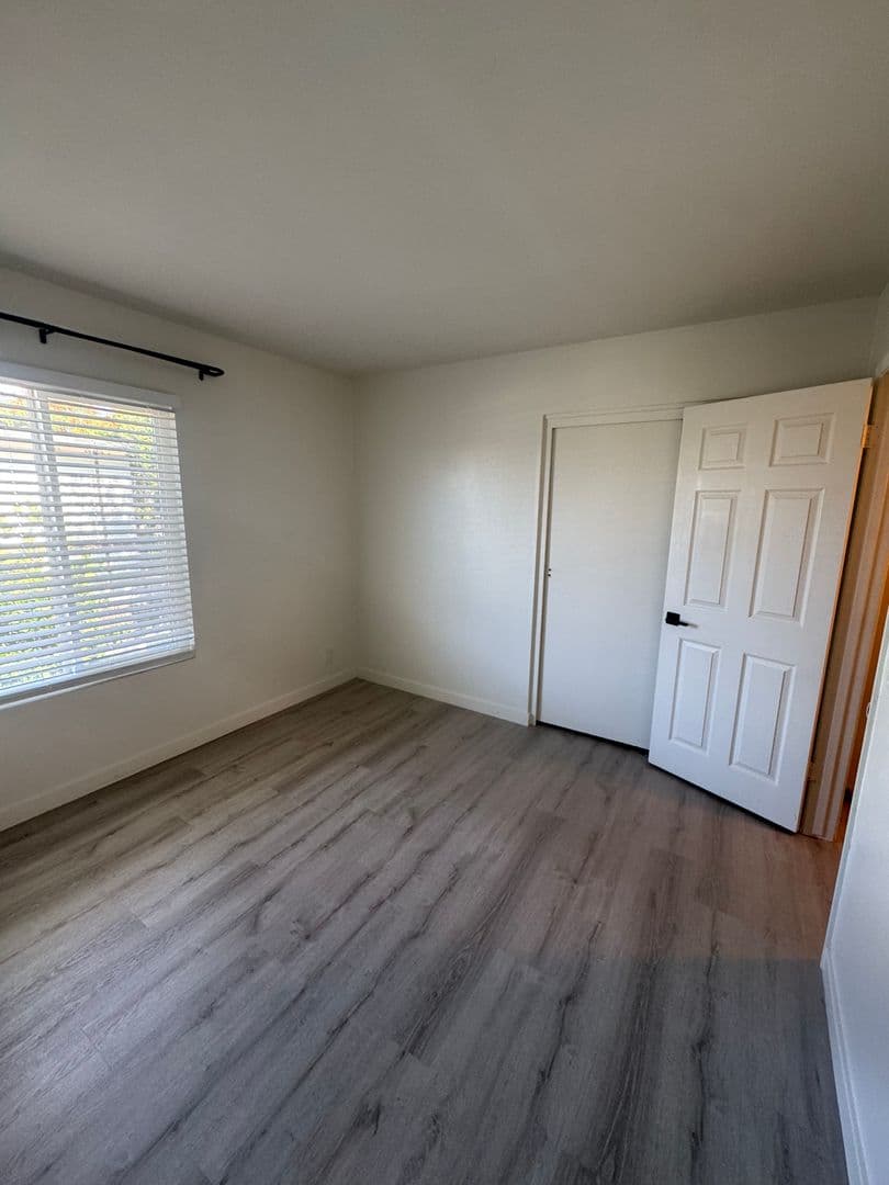 Huntington Beach Apartment: 7681 Ellis Ave