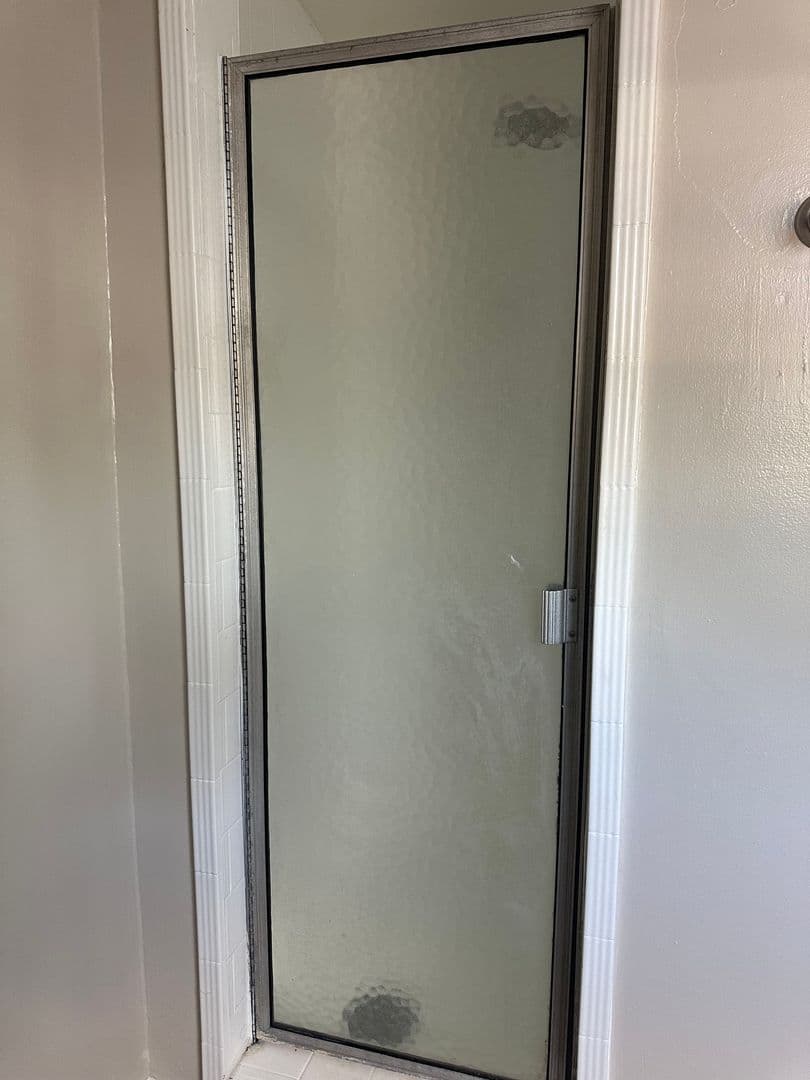 Santa Ana Apartment: 116 S  Orange Ave