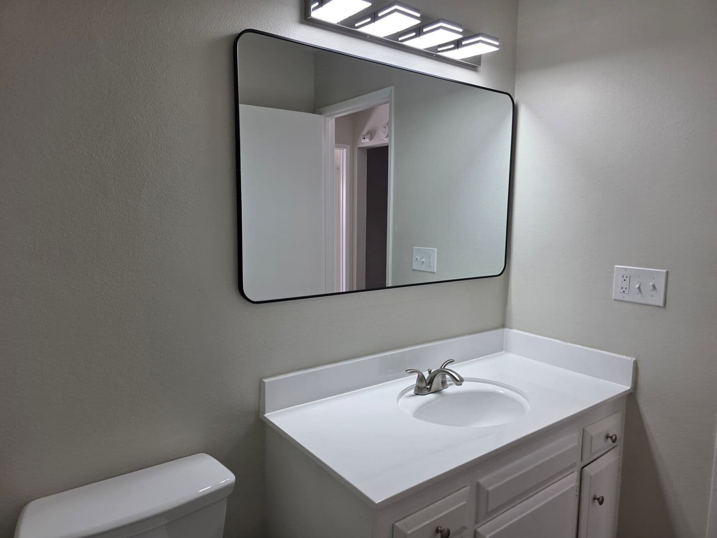 Garden Grove Apartment: 13072 Casa Linda Ln