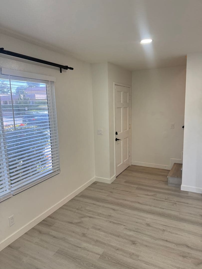 Huntington Beach Apartment: 7681 Ellis Ave