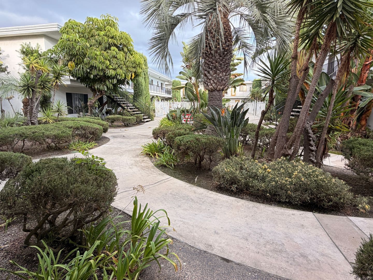 Garden Grove Apartment: 13200 Casa Linda Ln