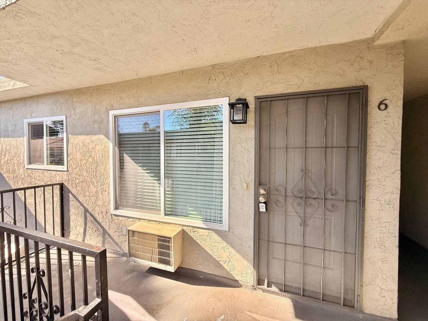 San Diego Apartment: 3877 46th Street