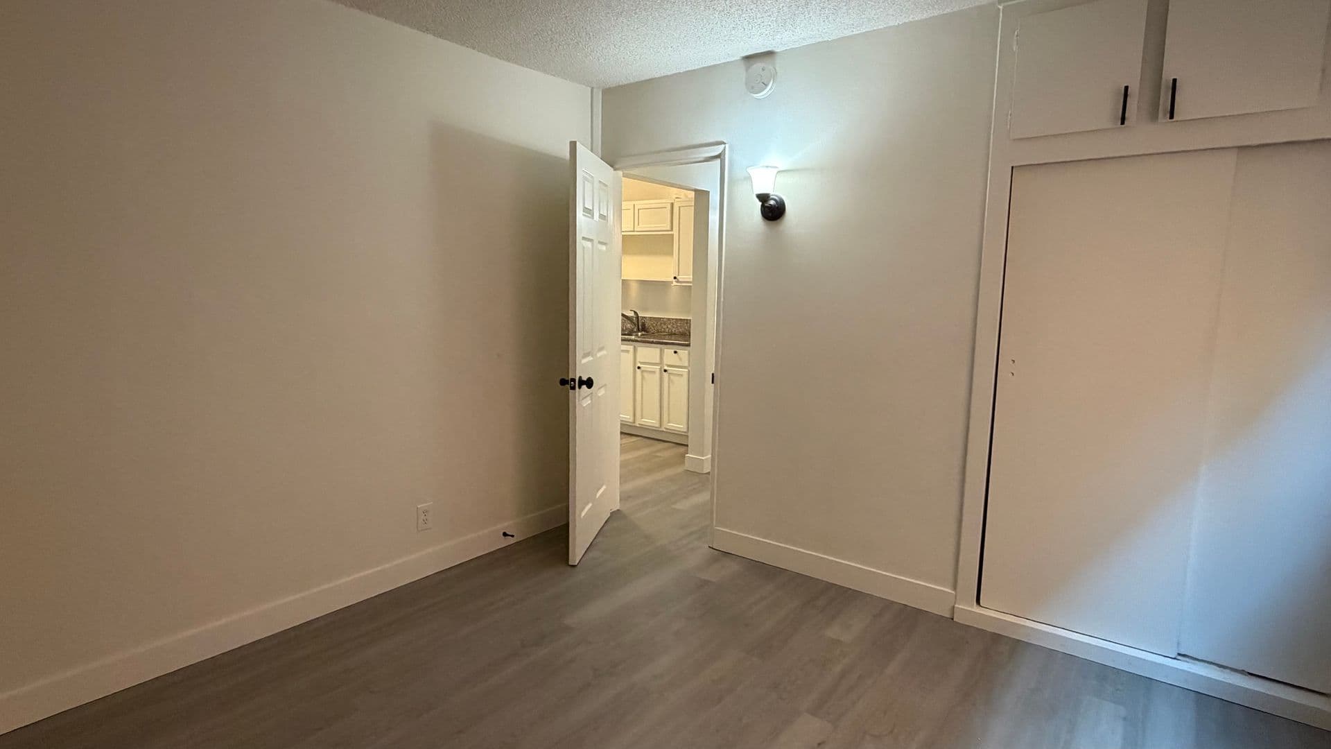 Bell Gardens Apartment: 5804 Gage Ave