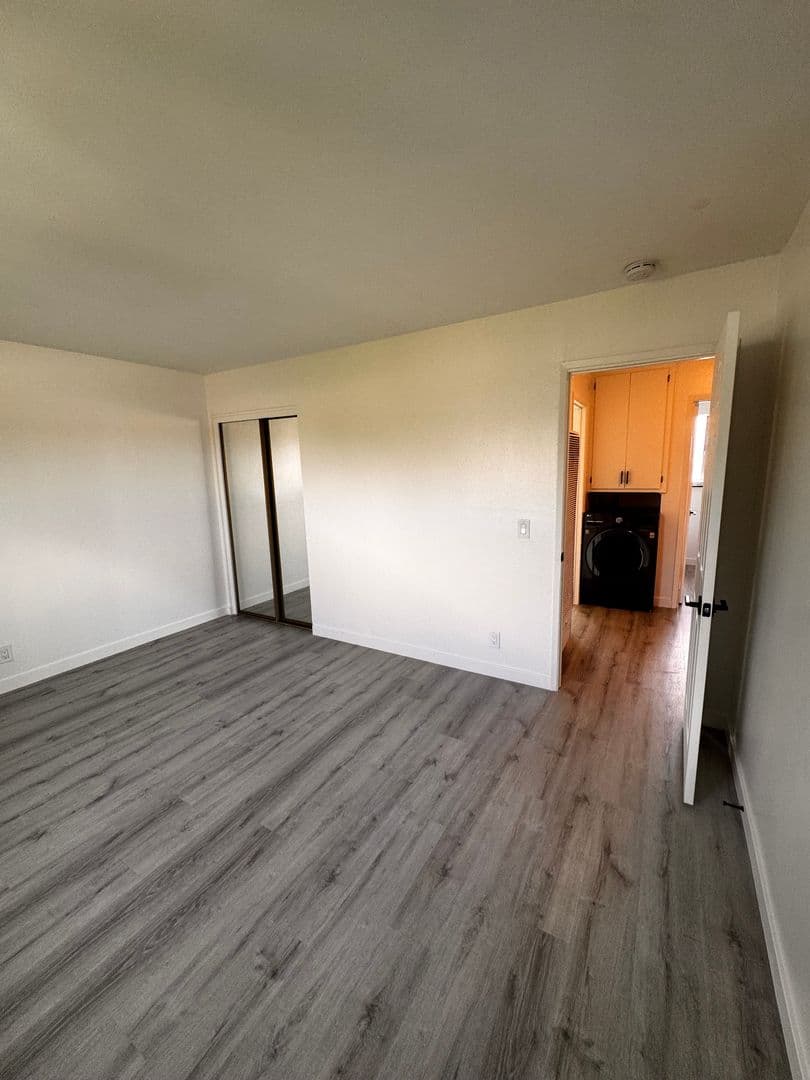 Huntington Beach Apartment: 7681 Ellis Ave