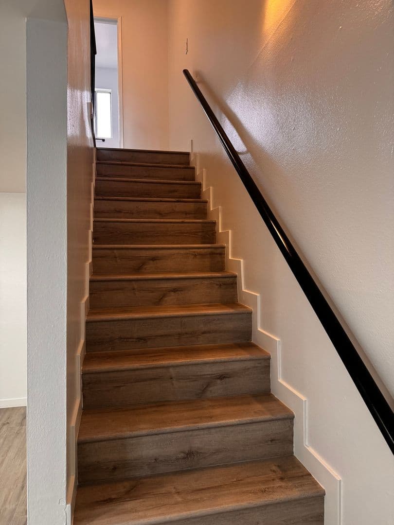 Huntington Beach Apartment: 7681 Ellis Ave