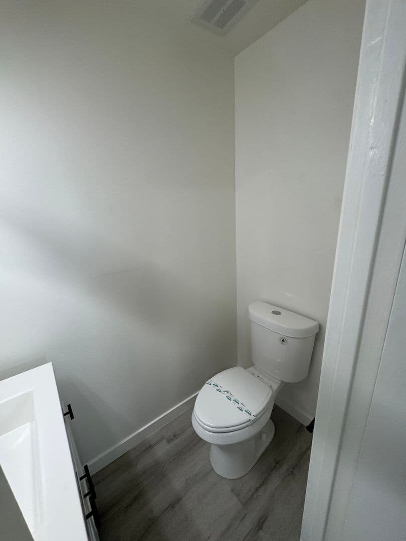 Huntington Beach Apartment: 7681 Ellis Ave