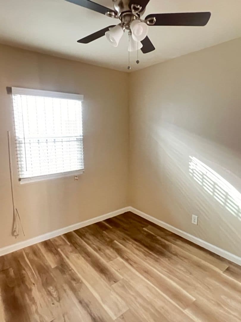 Los Angeles Apartment: 1236 N. Westmoreland