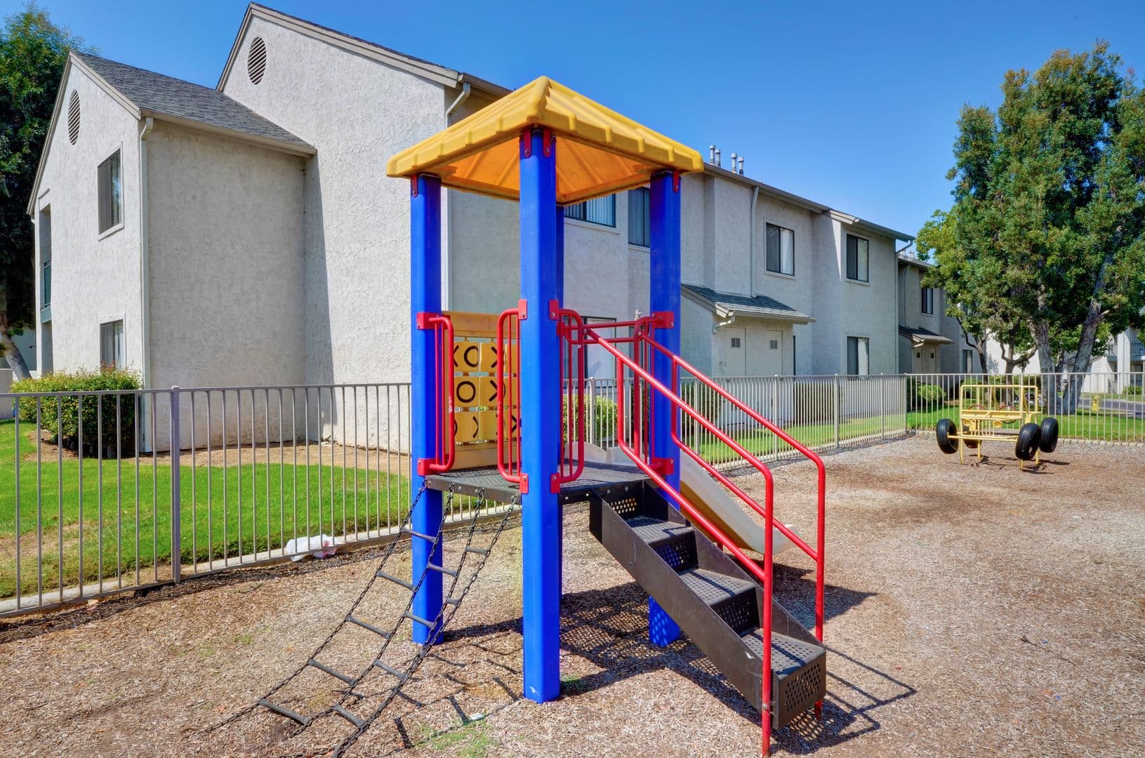 San Diego Apartment: 1587 Oro Vista Road