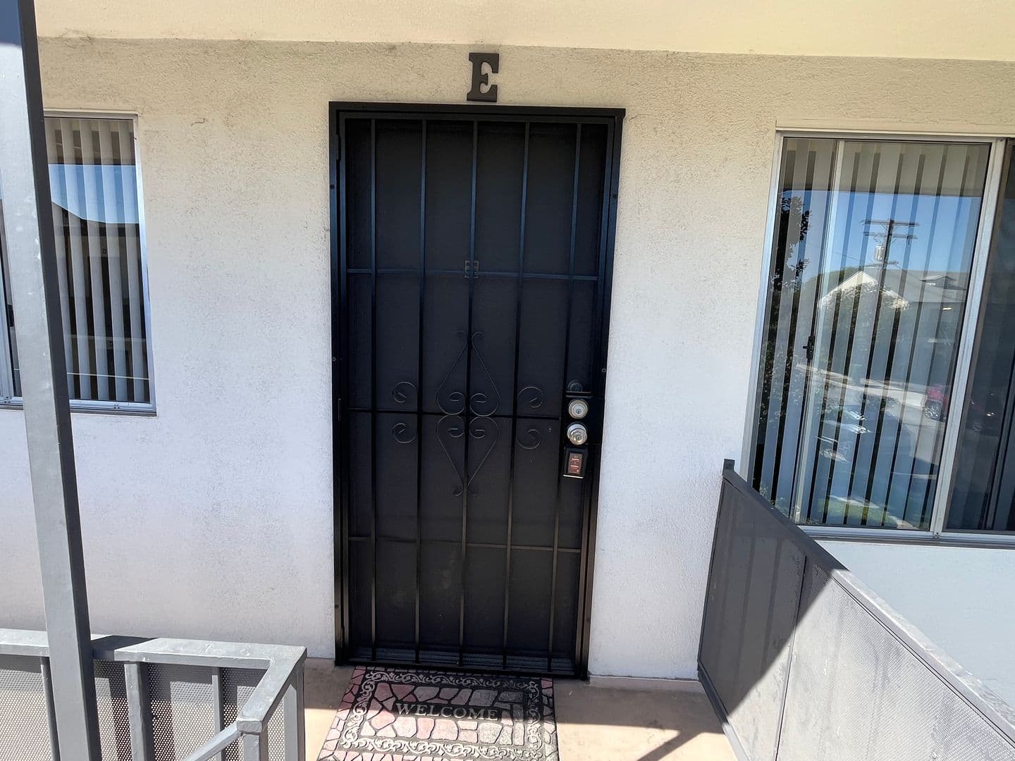 Anaheim Apartment: 119-135 S Fahrion Pl