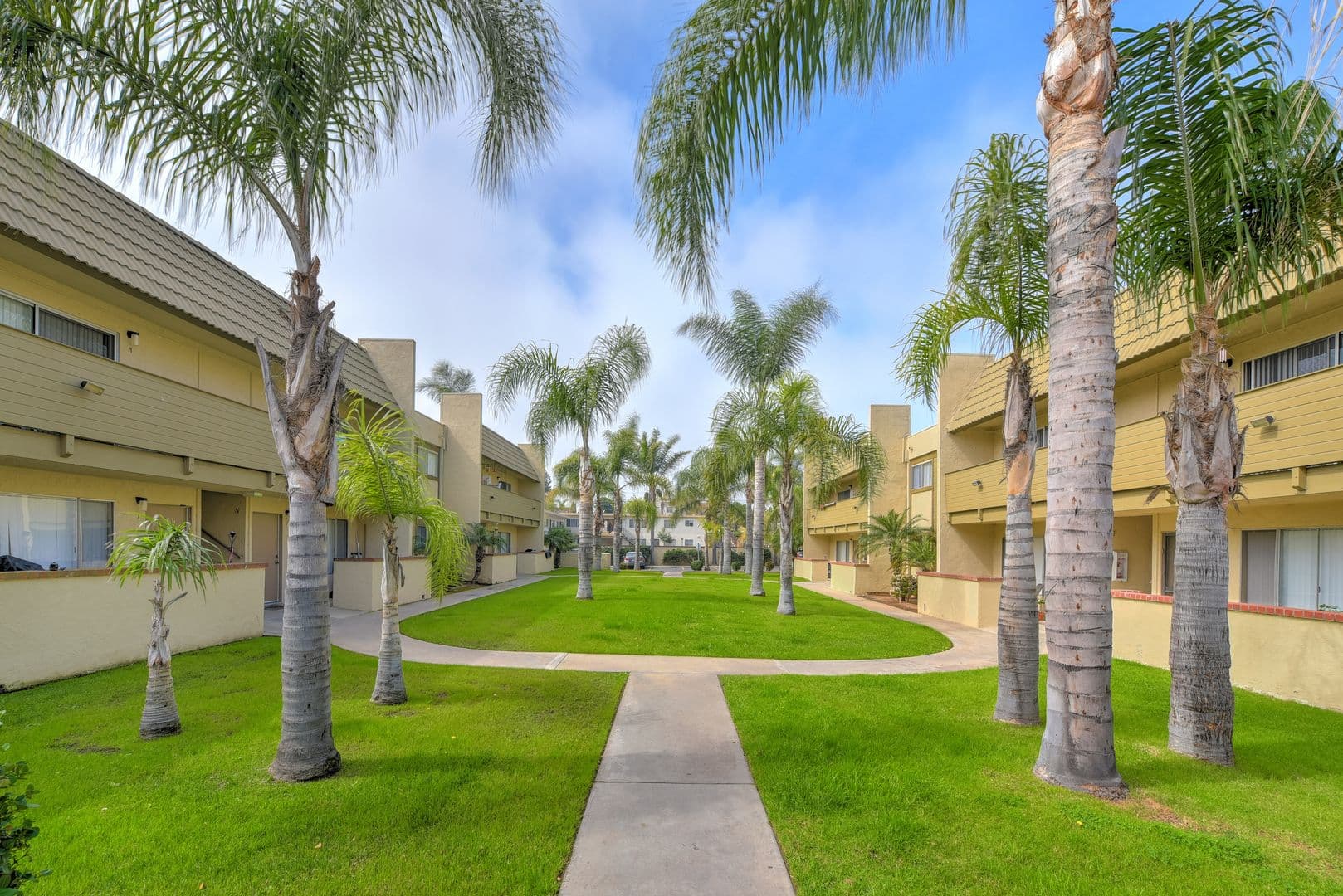 San Diego Apartment: 1435 Elder Ave