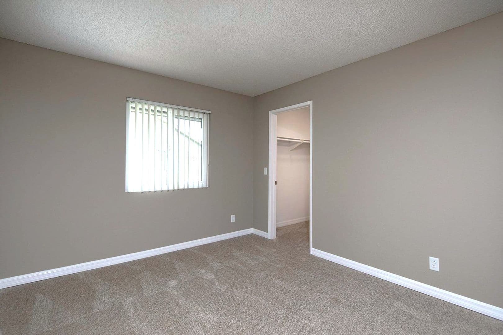 San Diego Apartment: 1767 Oro Vista Rd