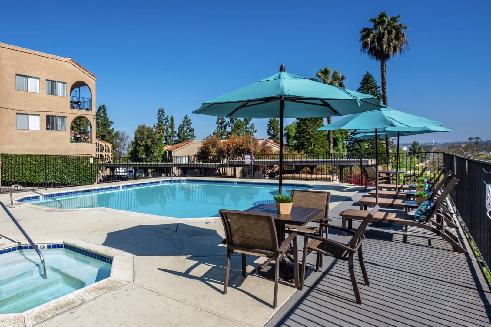 La Mesa Apartment: 8603-8633 Lemon Ave.
