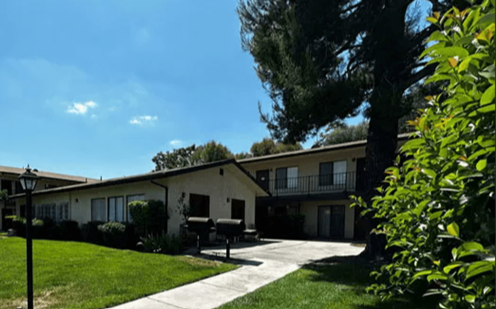 Hemet Apartment: 190 S Yale St - 27