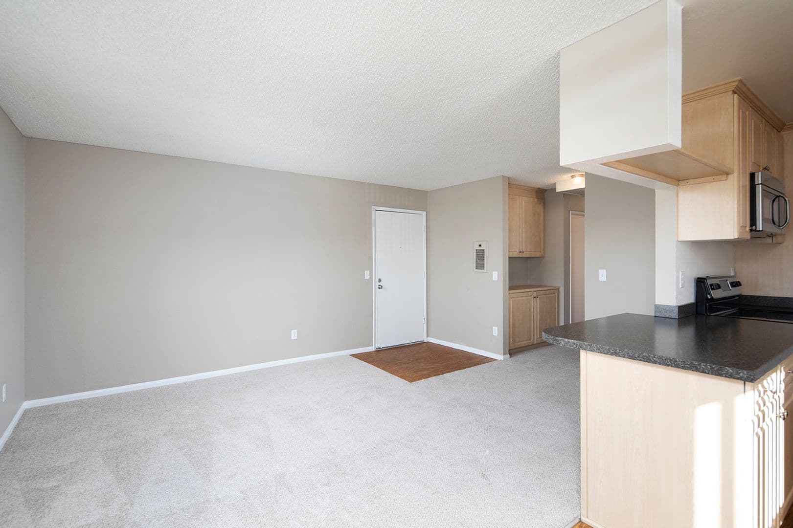San Diego Apartment: 768 Hollister St