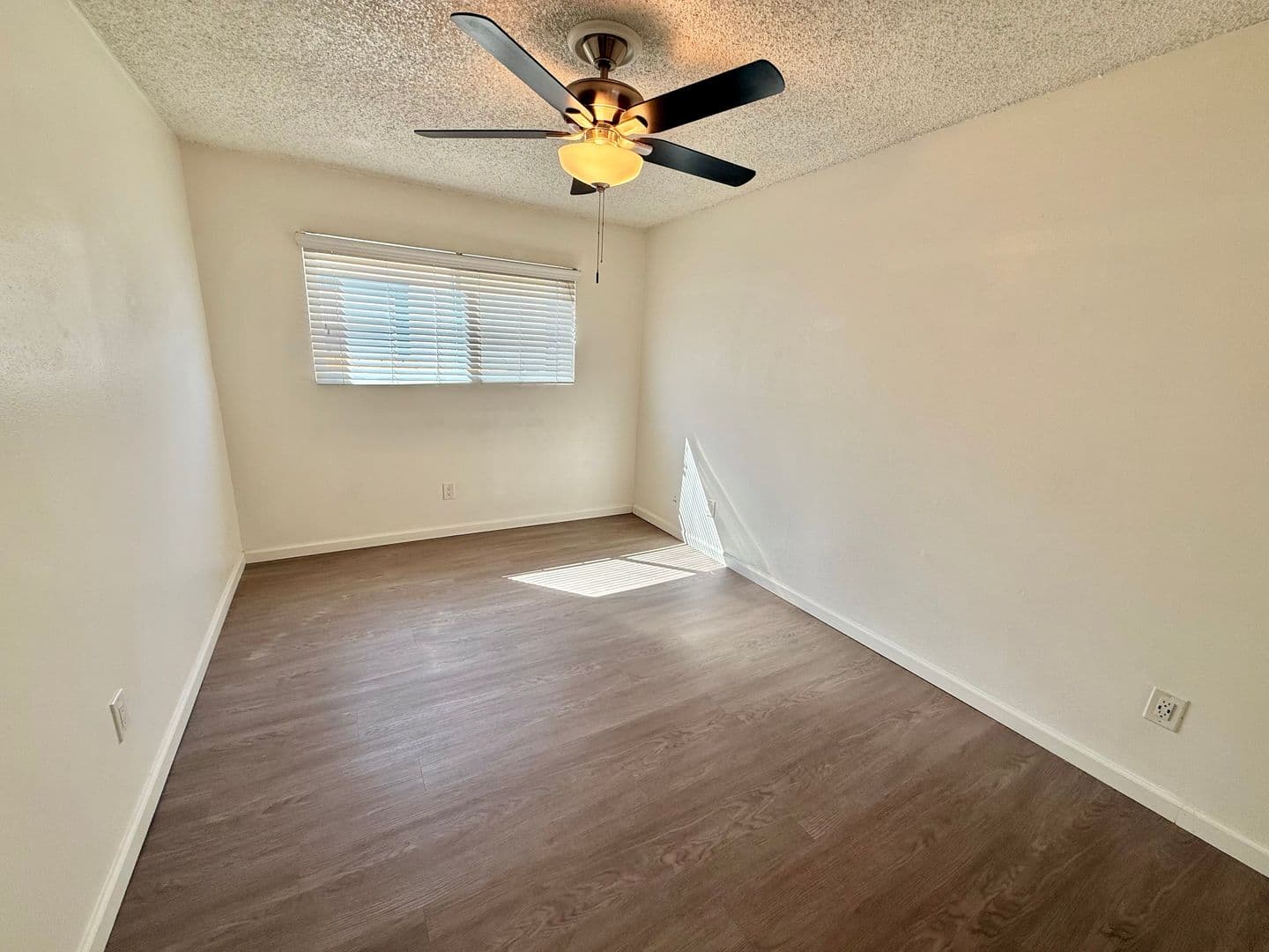 San Diego Apartment: 4052 Oregon St