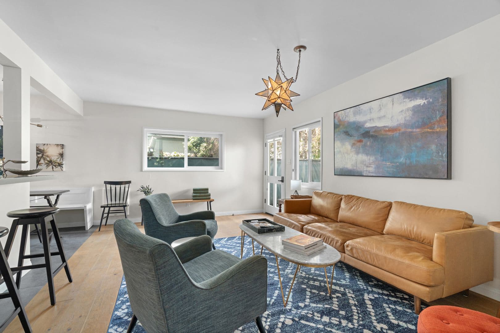 Venice Apartment: 707 - 707 1/2 6th Ave