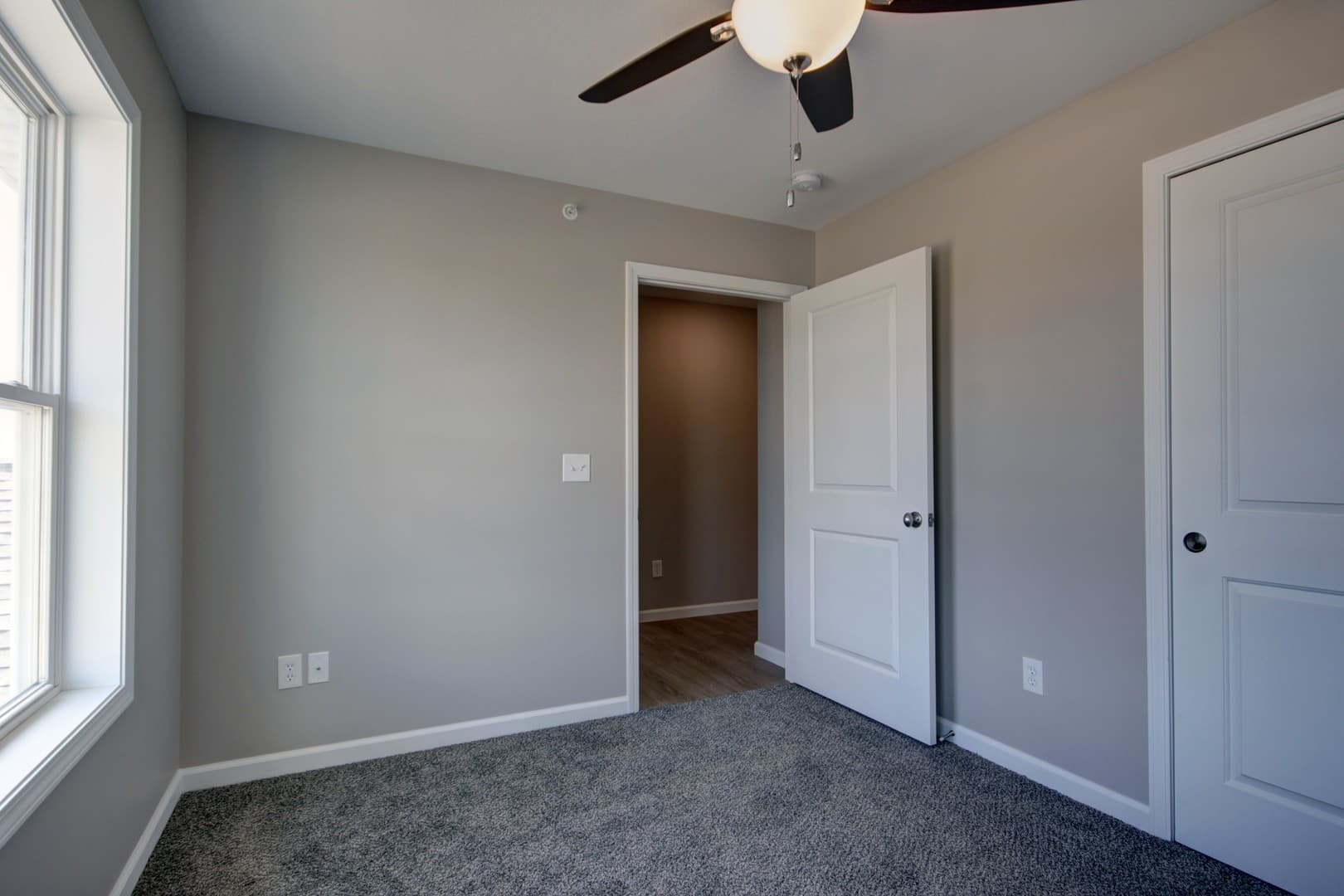 Mahomet Apartment: 1202 Churchill Rd