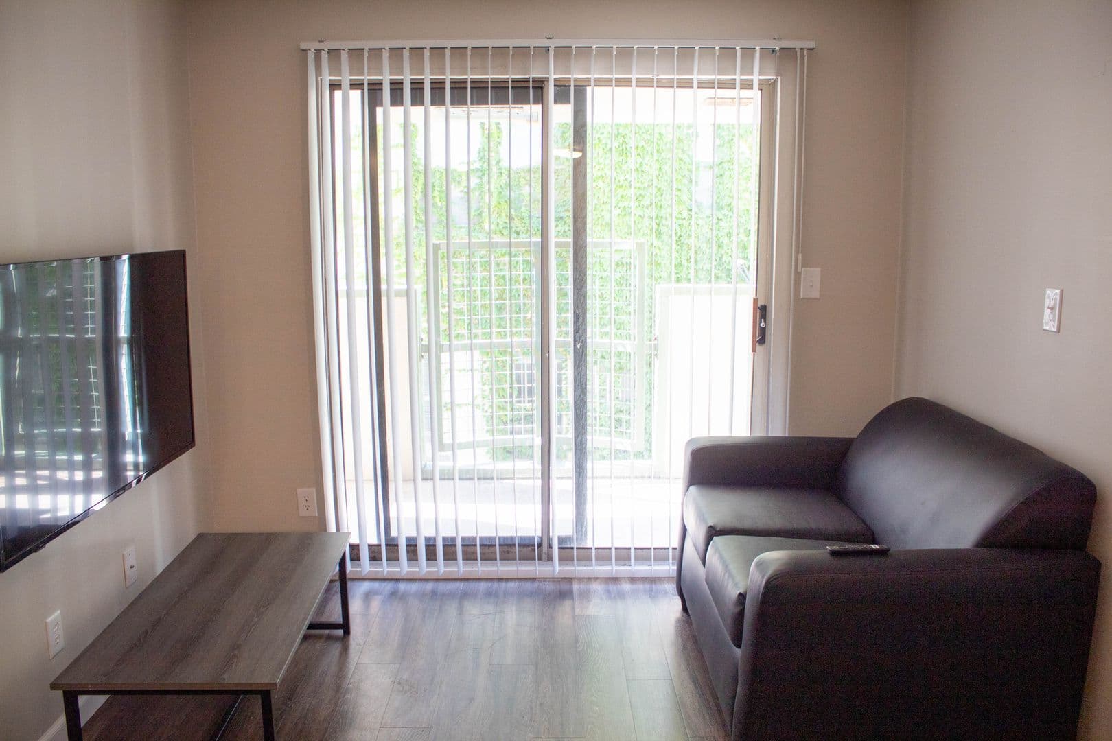 Champaign Apartment: 105 S Wright