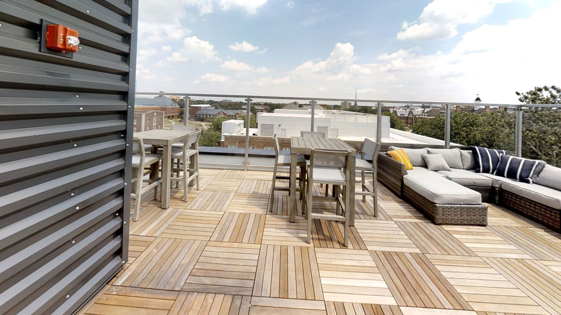 Champaign Apartment: 615 S Wright