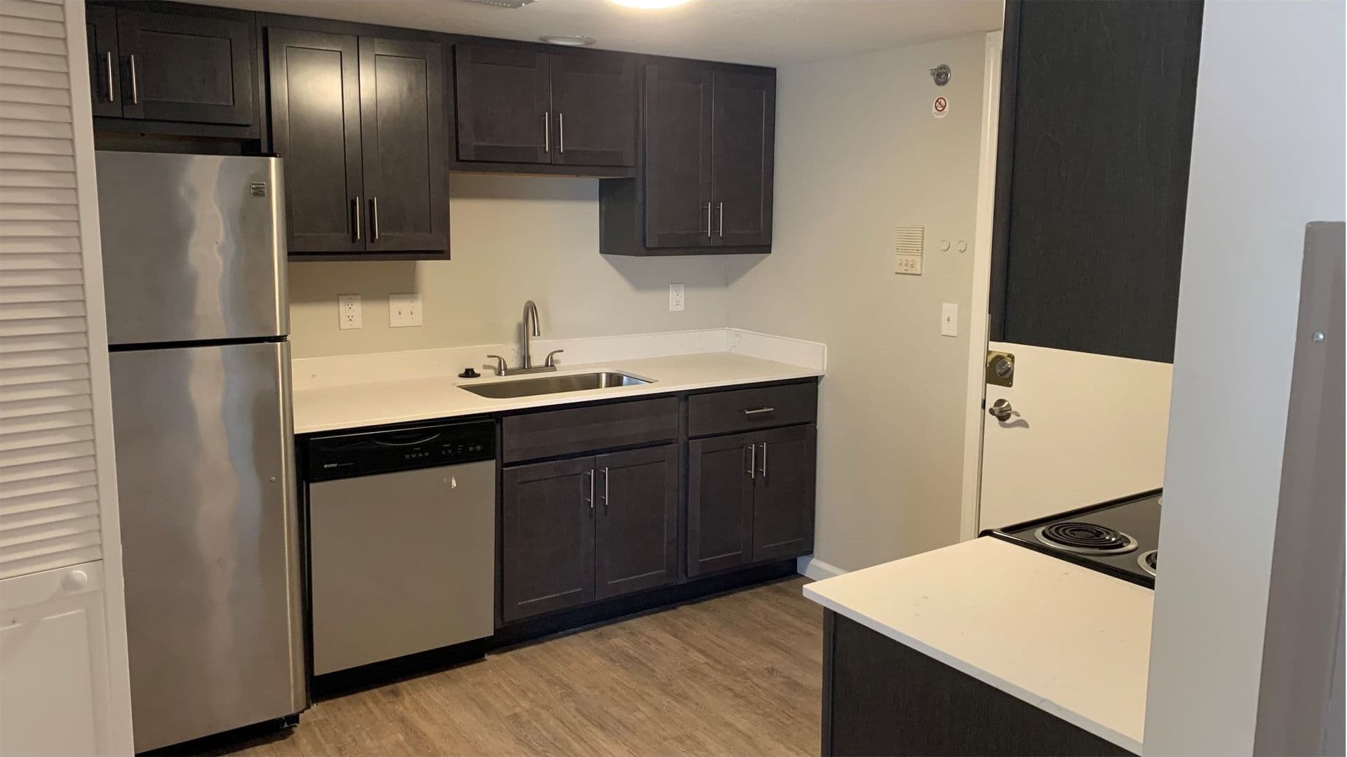 Champaign Apartment: 408 E Springfield
