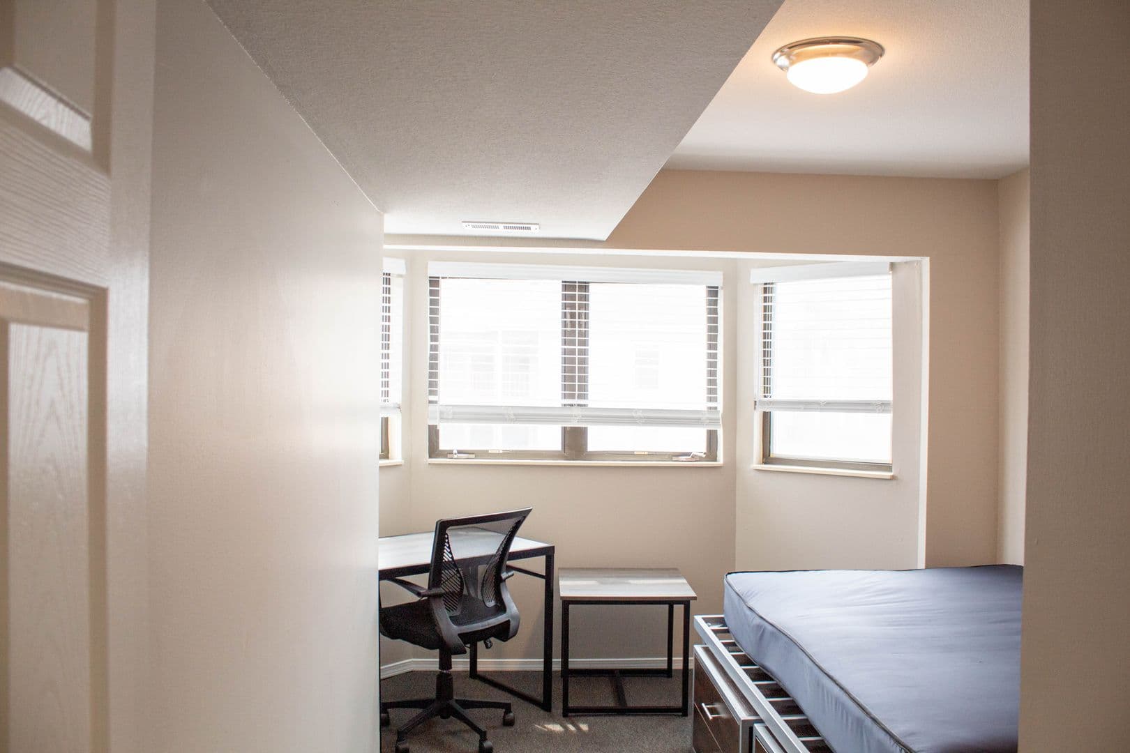 Champaign Apartment: 57 E Chalmers Street