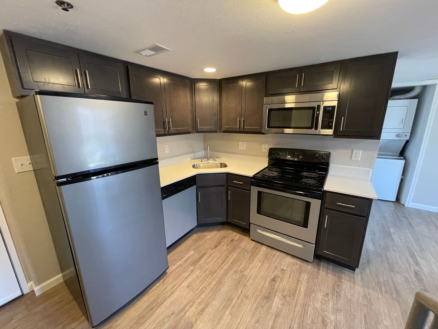 Champaign Apartment: 301 E Chalmers
