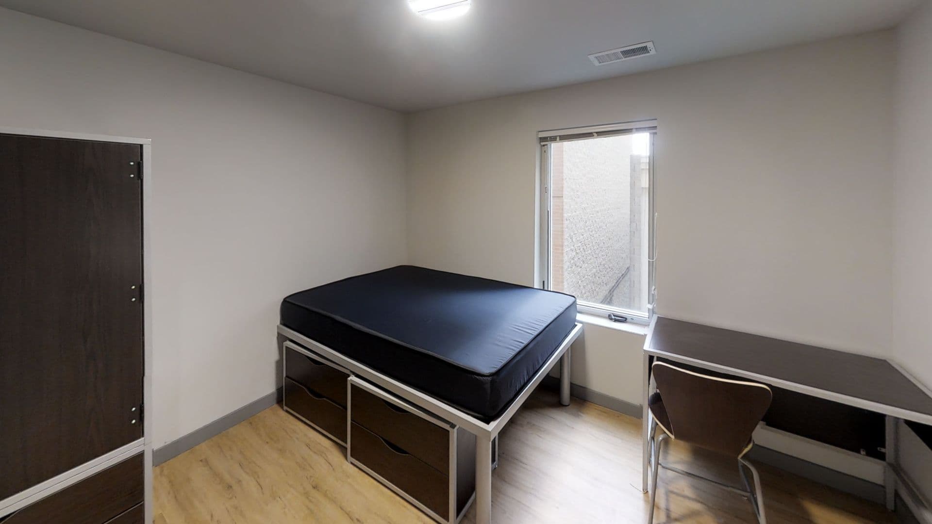 Champaign Apartment: 615 S Wright