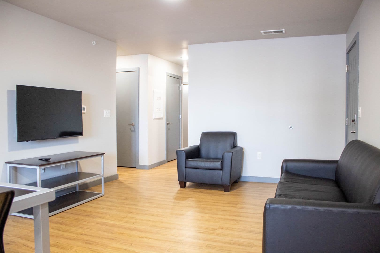 Champaign Apartment: 615 S Wright
