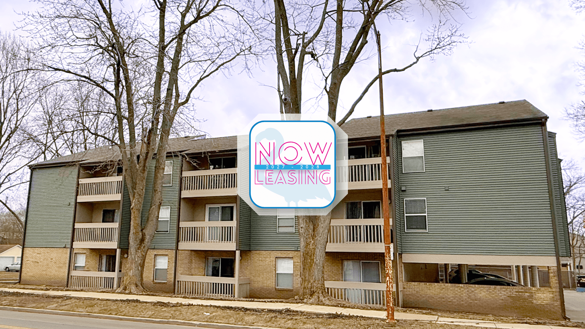 Urbana Apartment: 105 N Busey