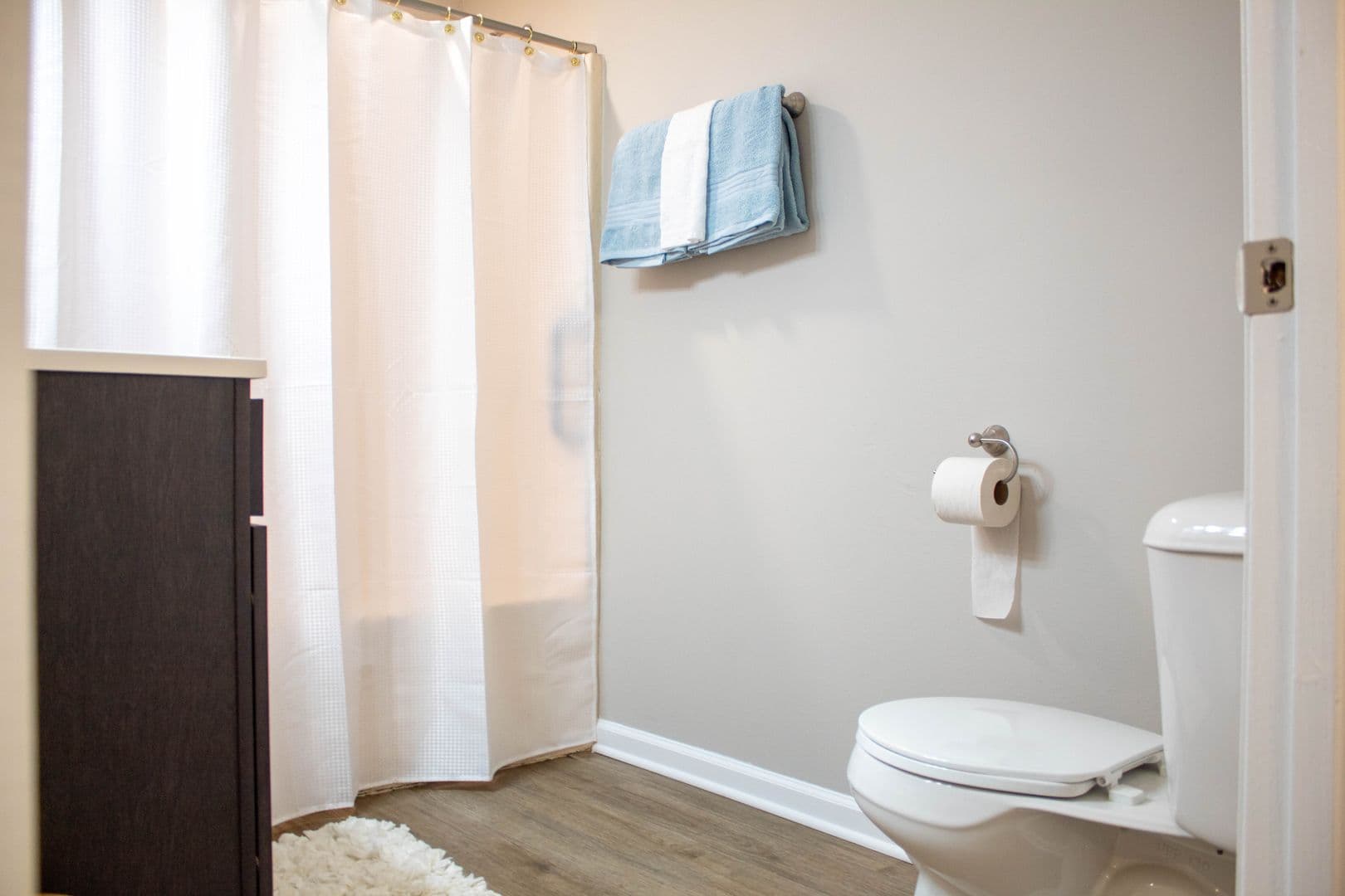 Champaign Apartment: 48 E John