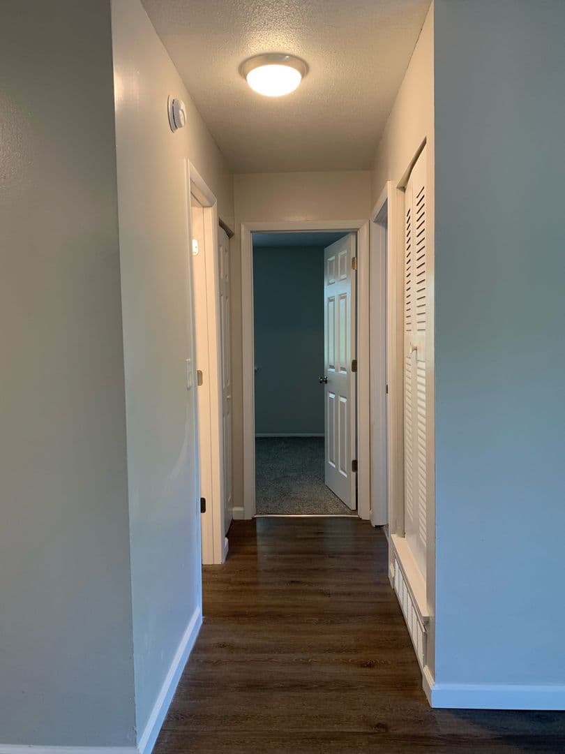 Peoria Apartment: 6516-6500 N University St