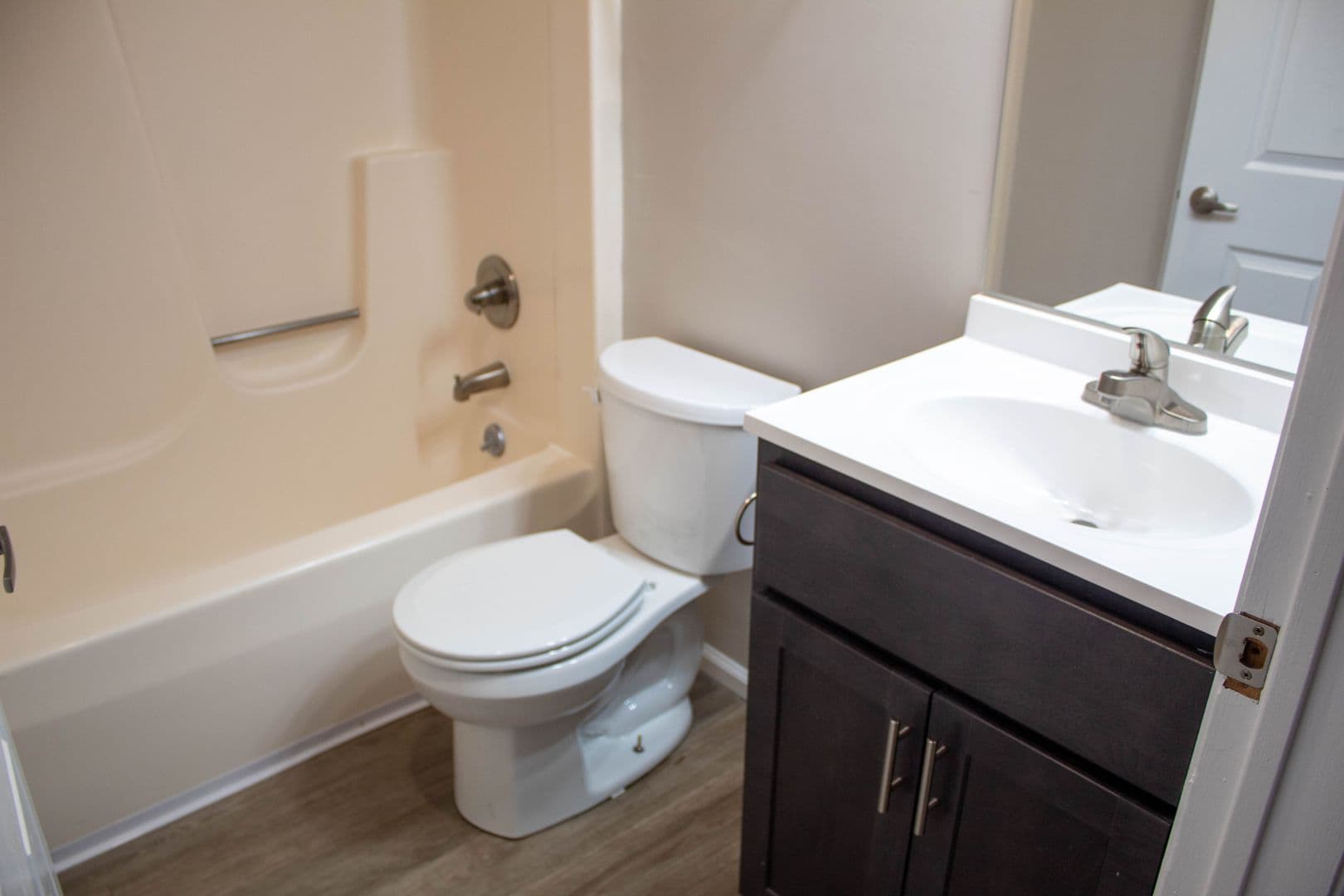 Champaign Apartment: 107 E Springfield Avenue