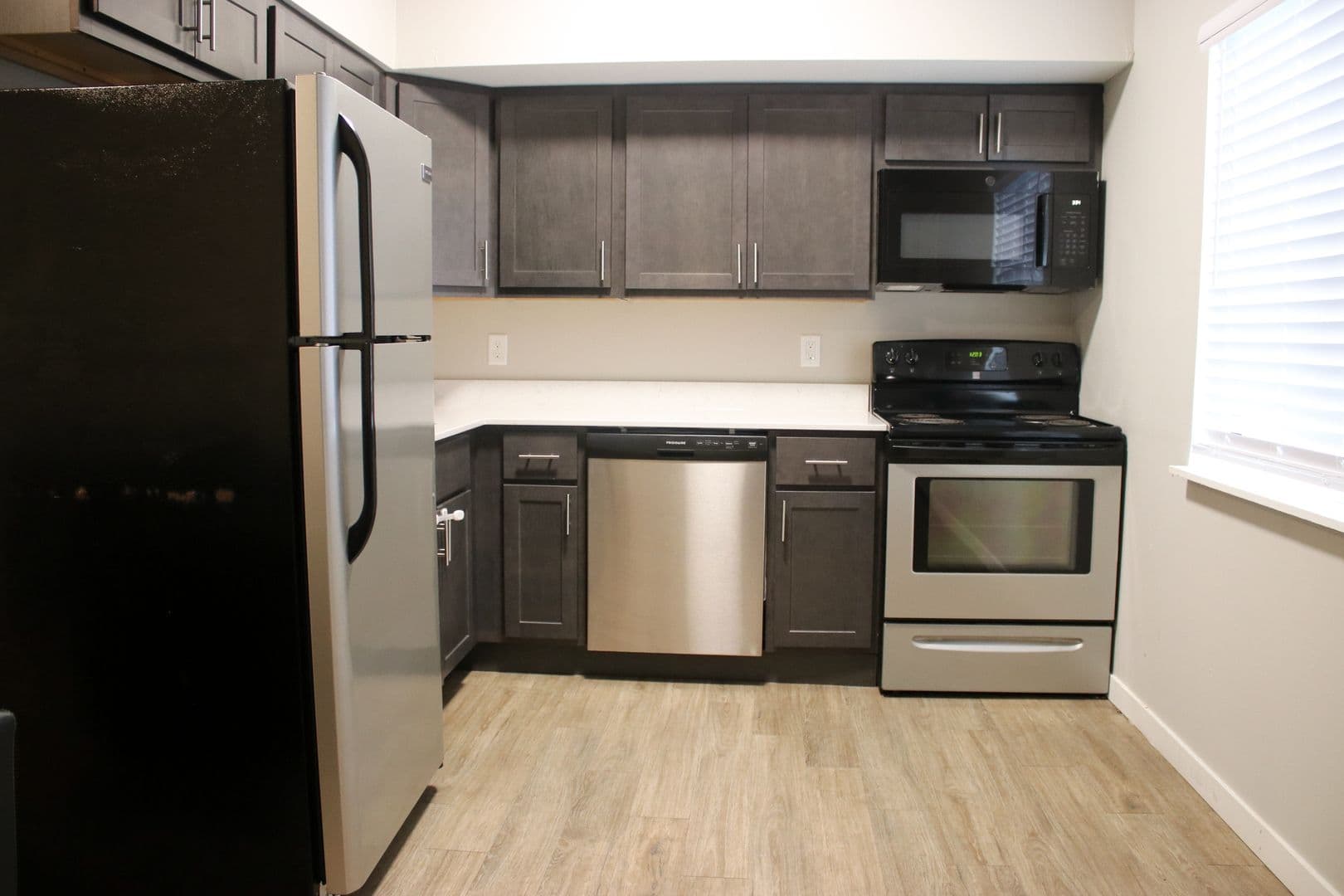 Urbana Apartment: 804 W Illinois Street