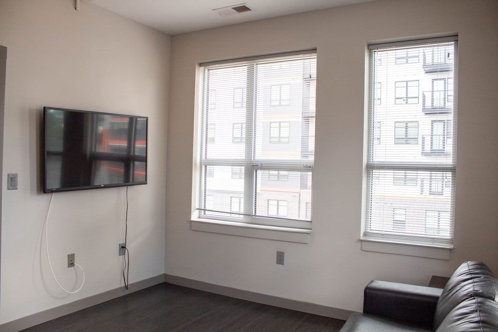 Champaign Apartment: 309 E John