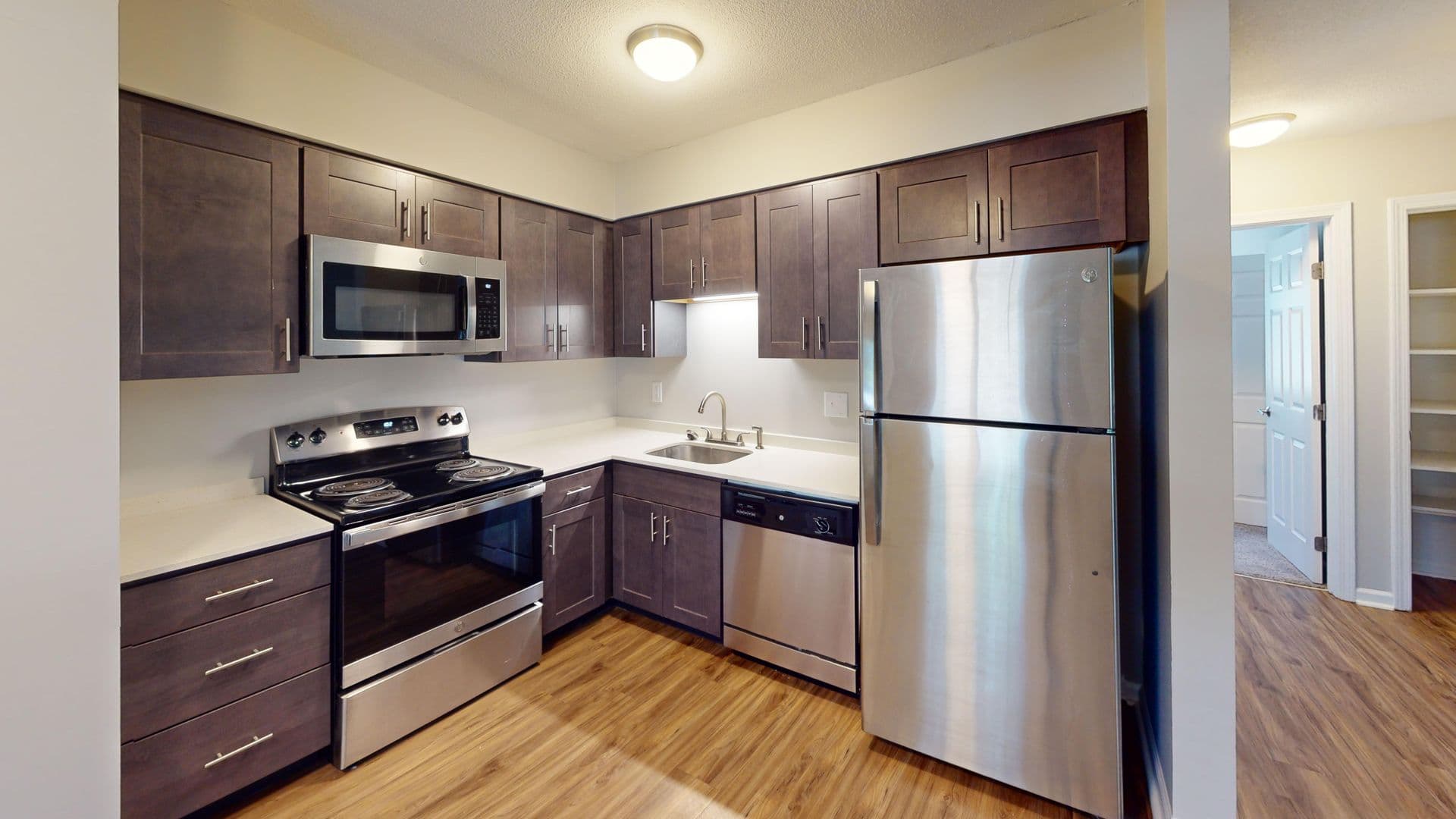 Indianapolis Apartment: 1349 Saddlebrook Court