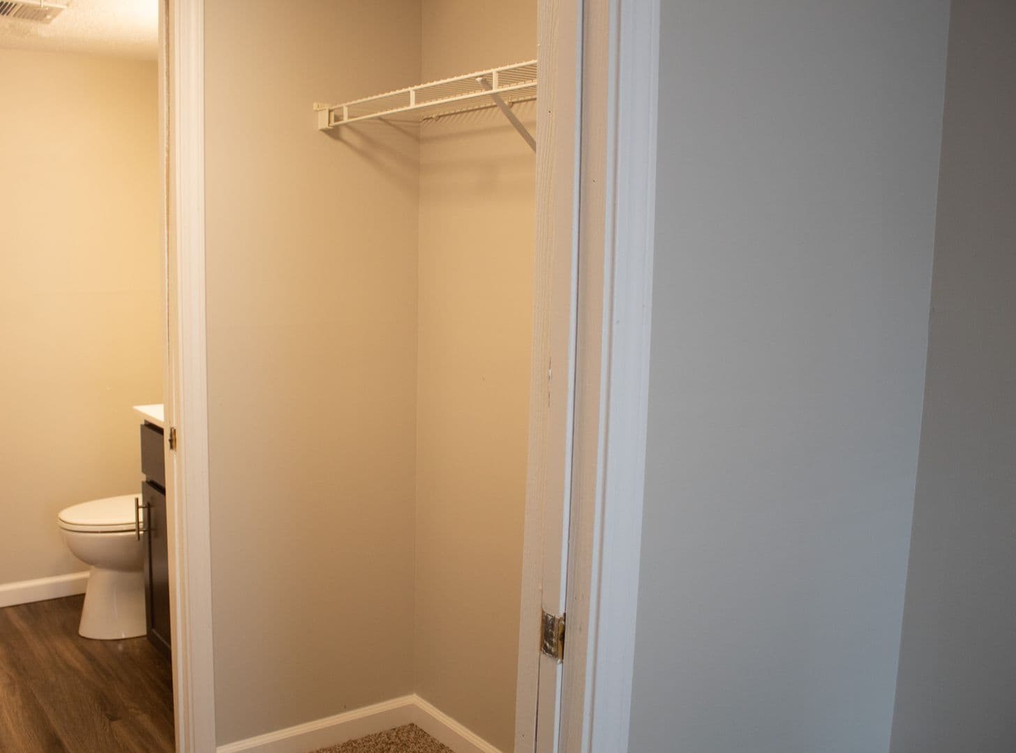 Champaign Apartment: 105 S Wright