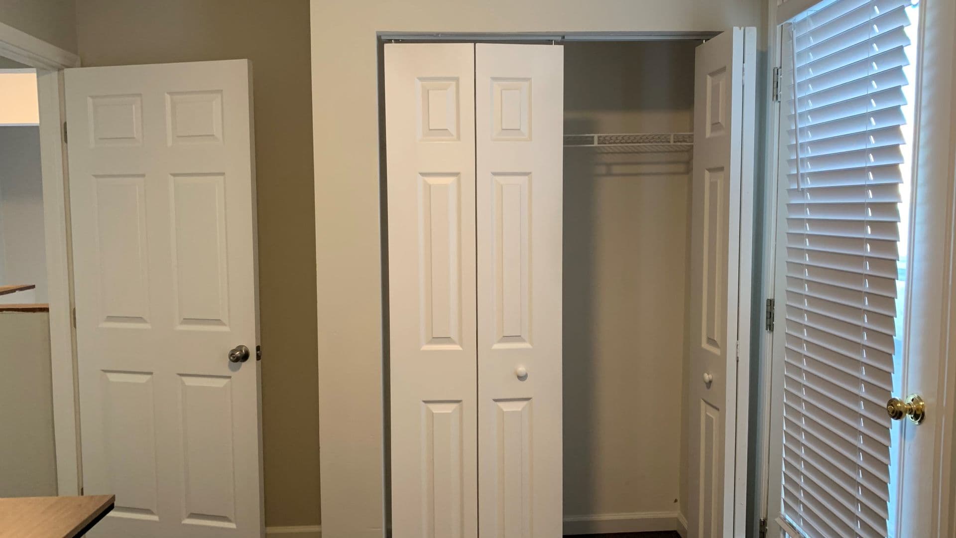Champaign Apartment: 105 S Wright