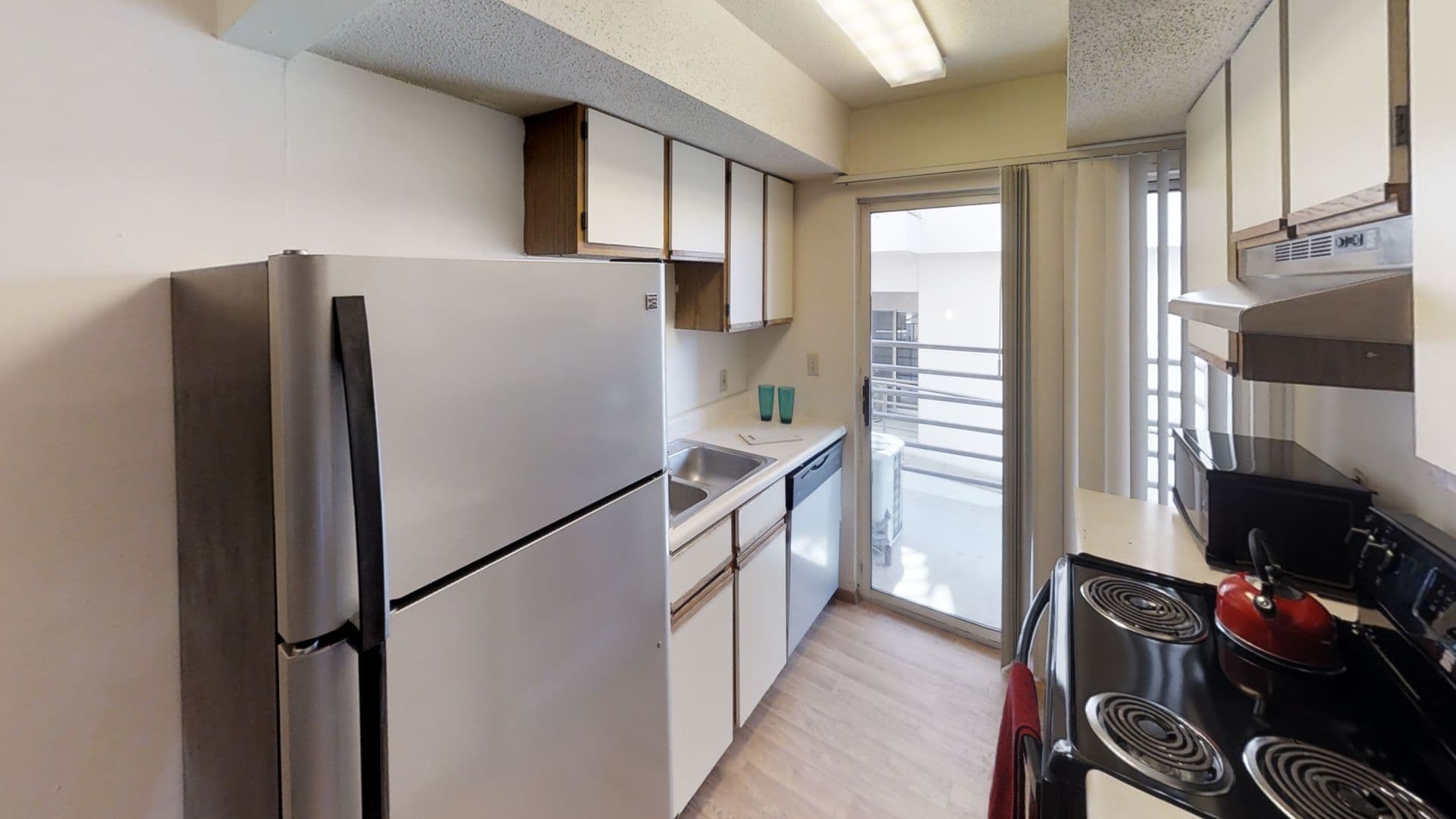 Urbana Apartment: 905 W Oregon