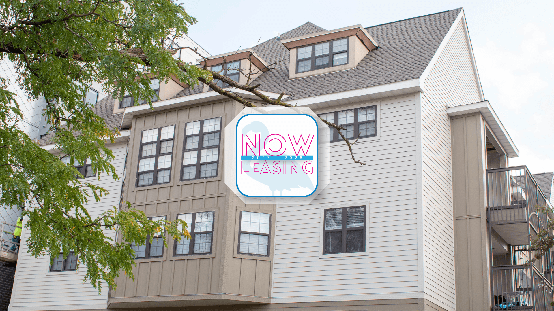 Champaign Apartment: 301 E Chalmers