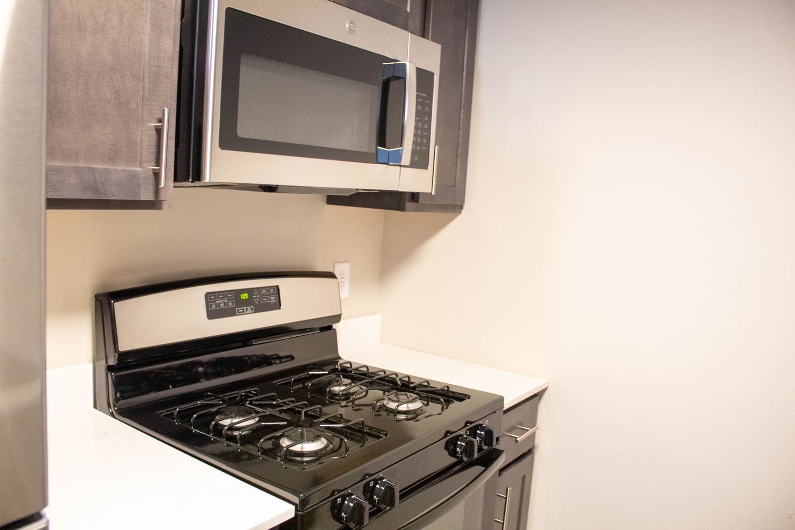 Champaign Apartment: 108 E Healey Street