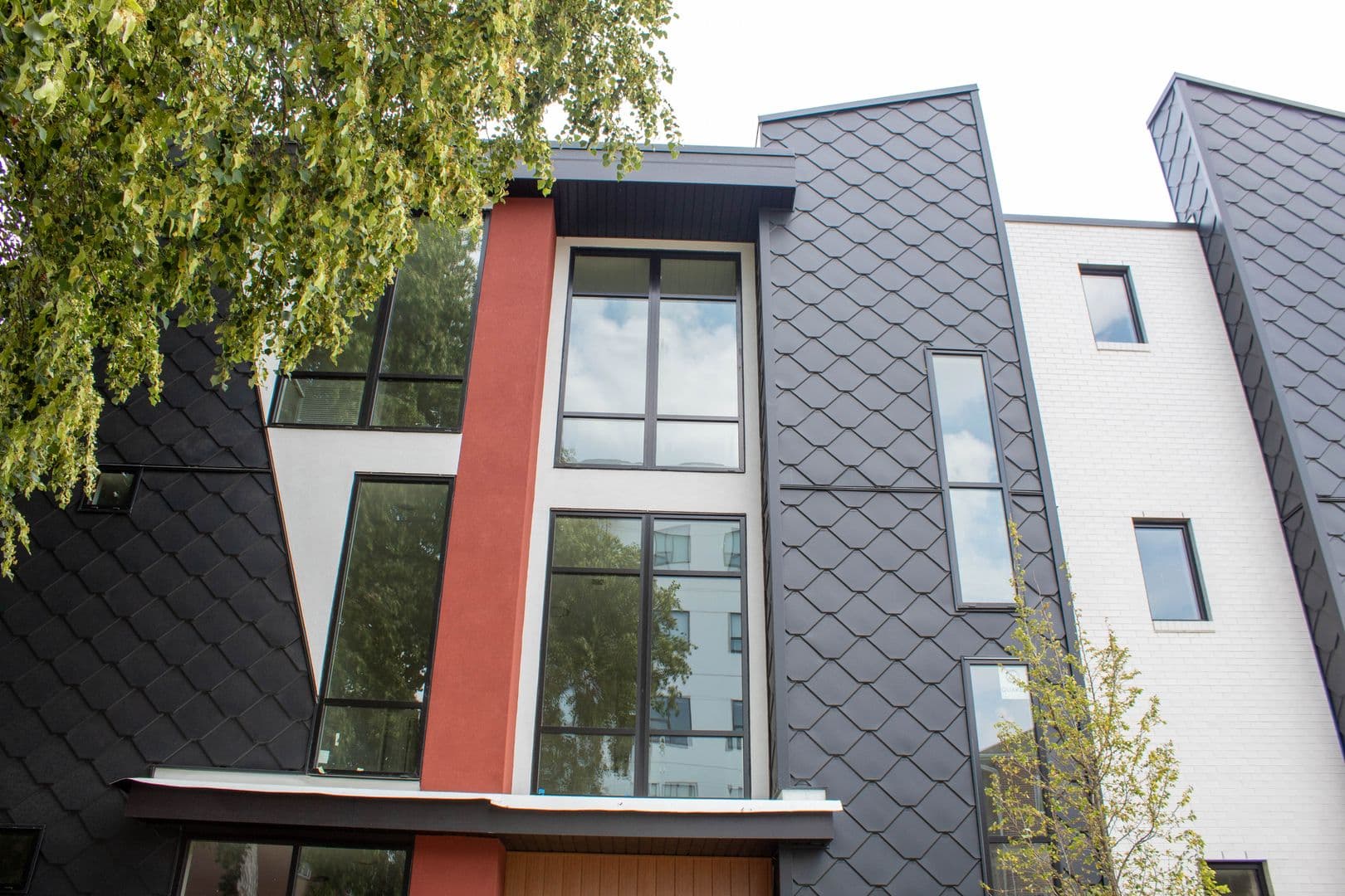 Champaign Apartment: 503 E Stoughton Street