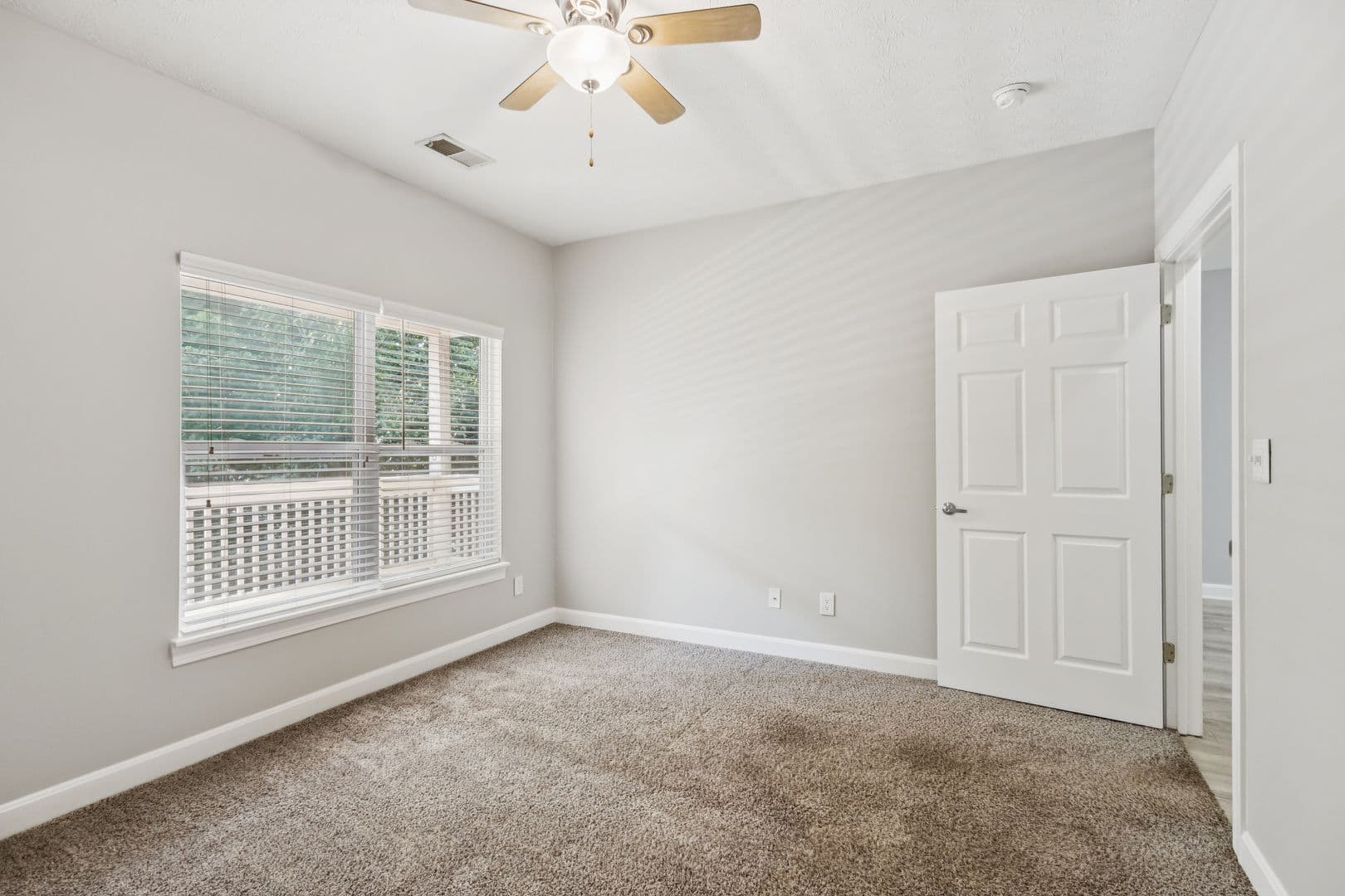 Louisville Apartment: 3300 Aspen Valley Circle