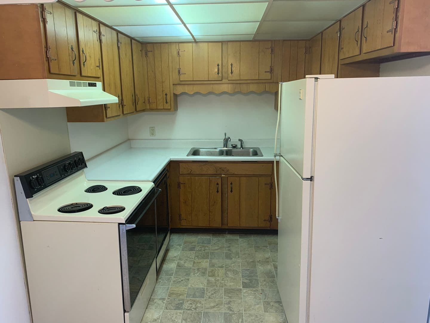 Peoria Apartment: 7107-7115 Miramar Dr