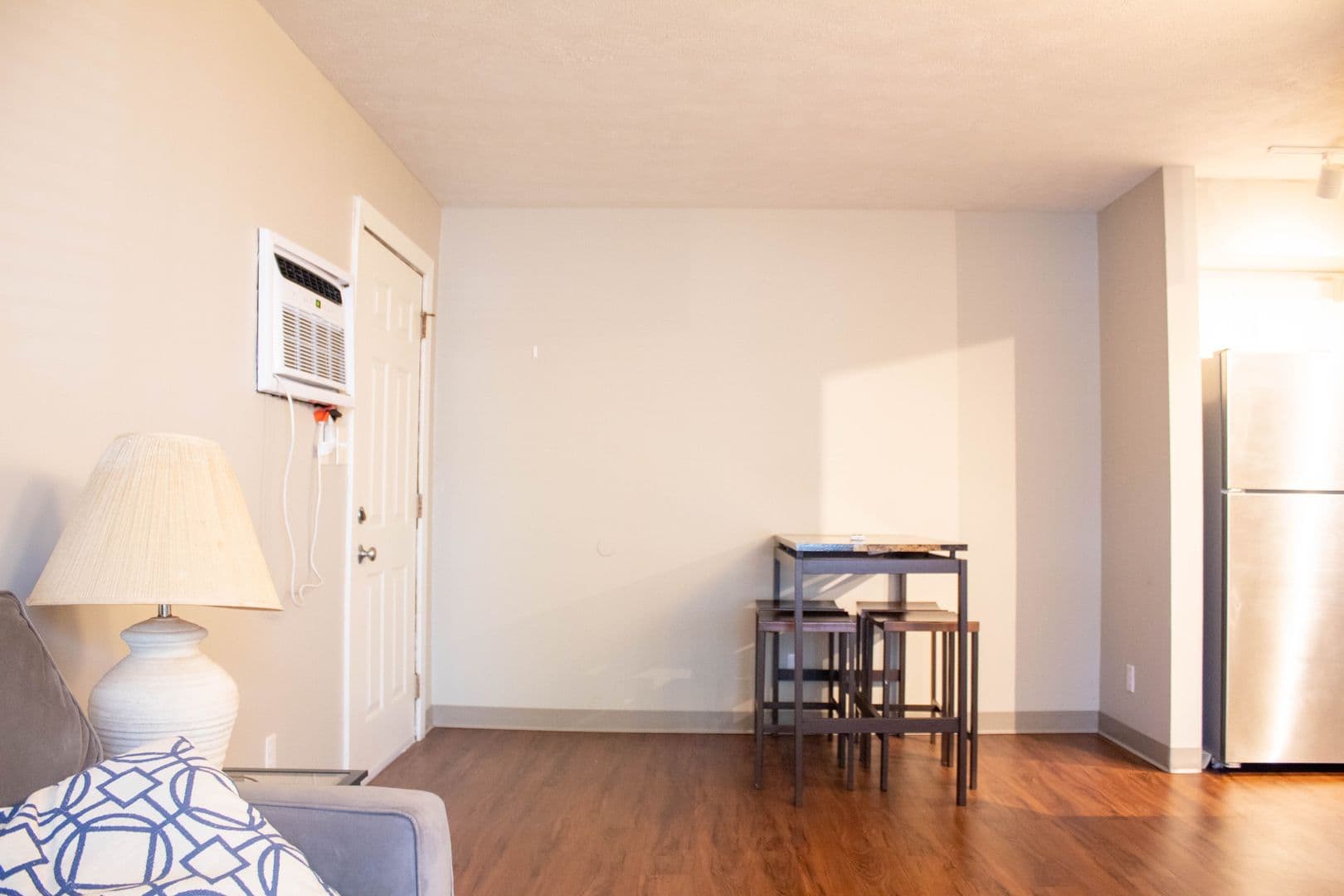 Urbana Apartment: 1001 W Clark