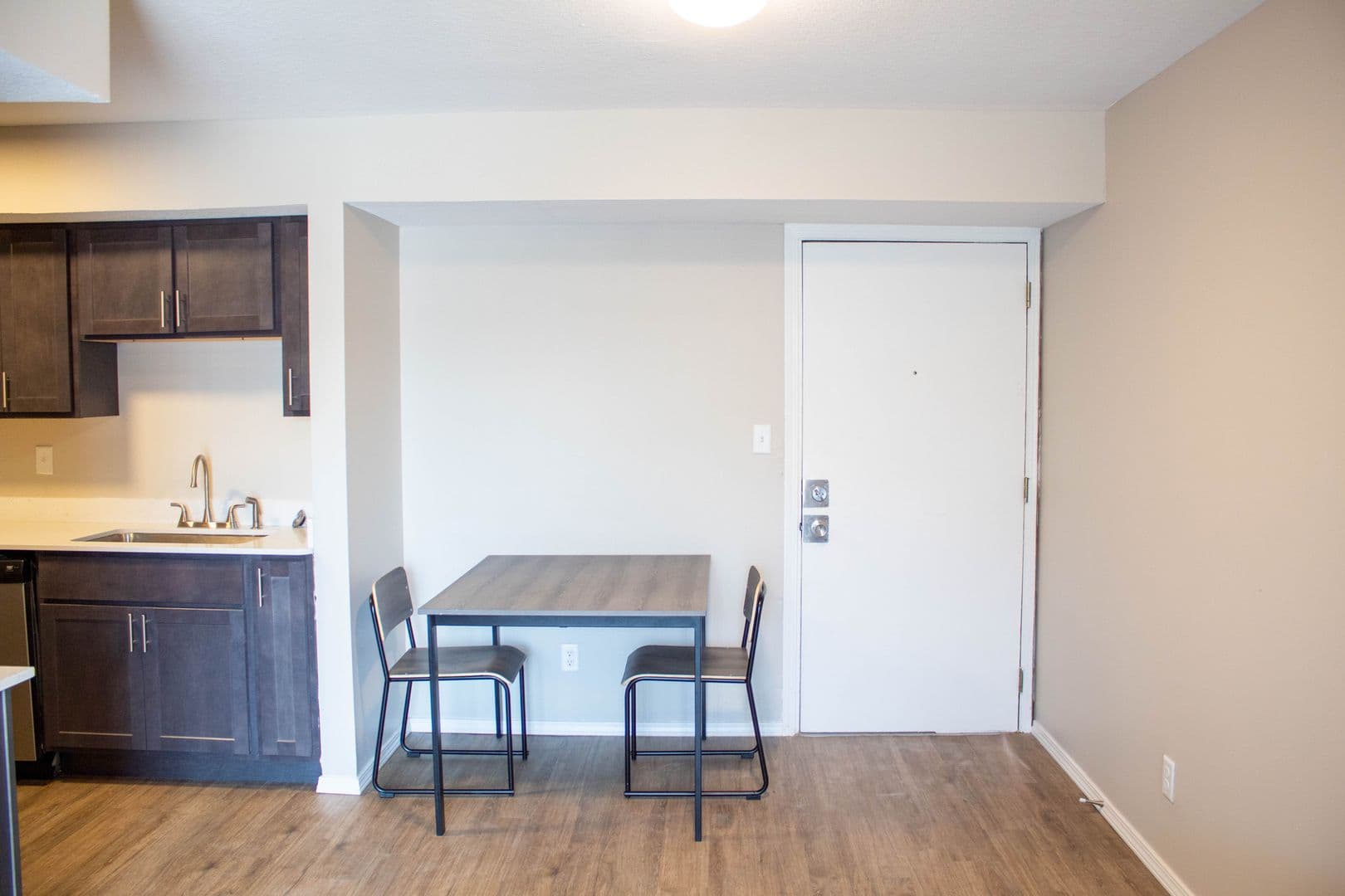 Champaign Apartment: 52 E Armory