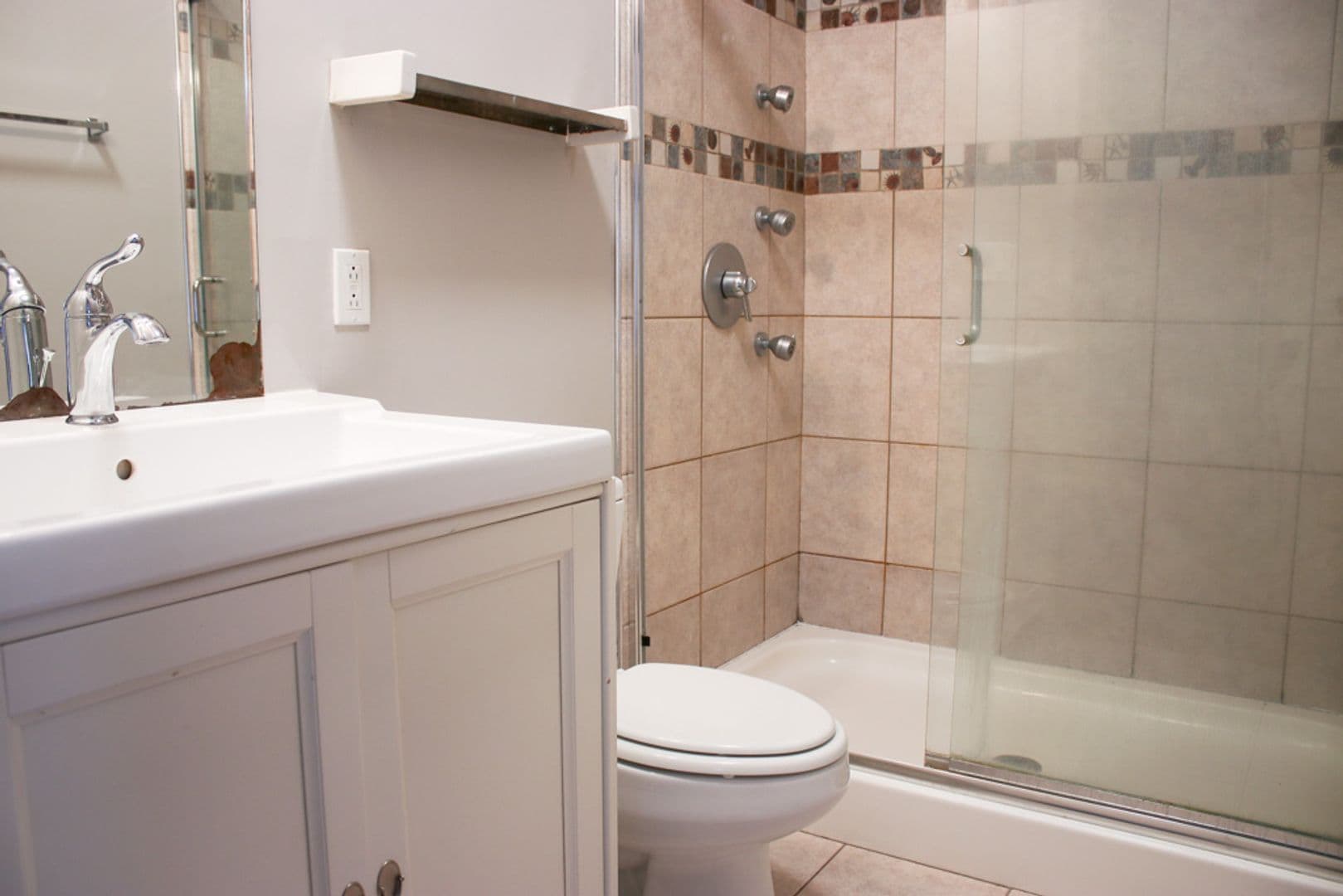 Urbana Apartment: 401 W Springfield