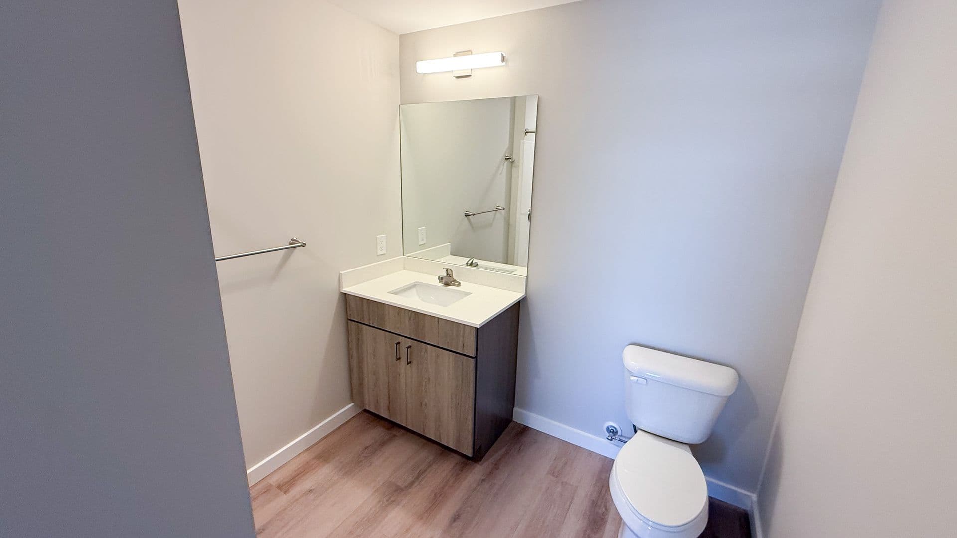 Champaign Apartment: 608 E Chalmers St