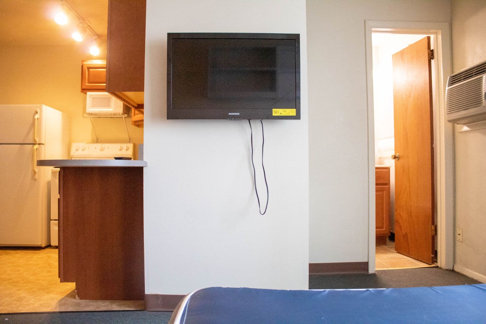 Champaign Apartment: 507 E Clark
