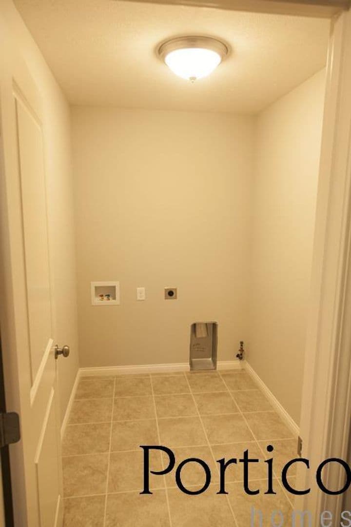 Normal Townhome: 1735 Beech Street