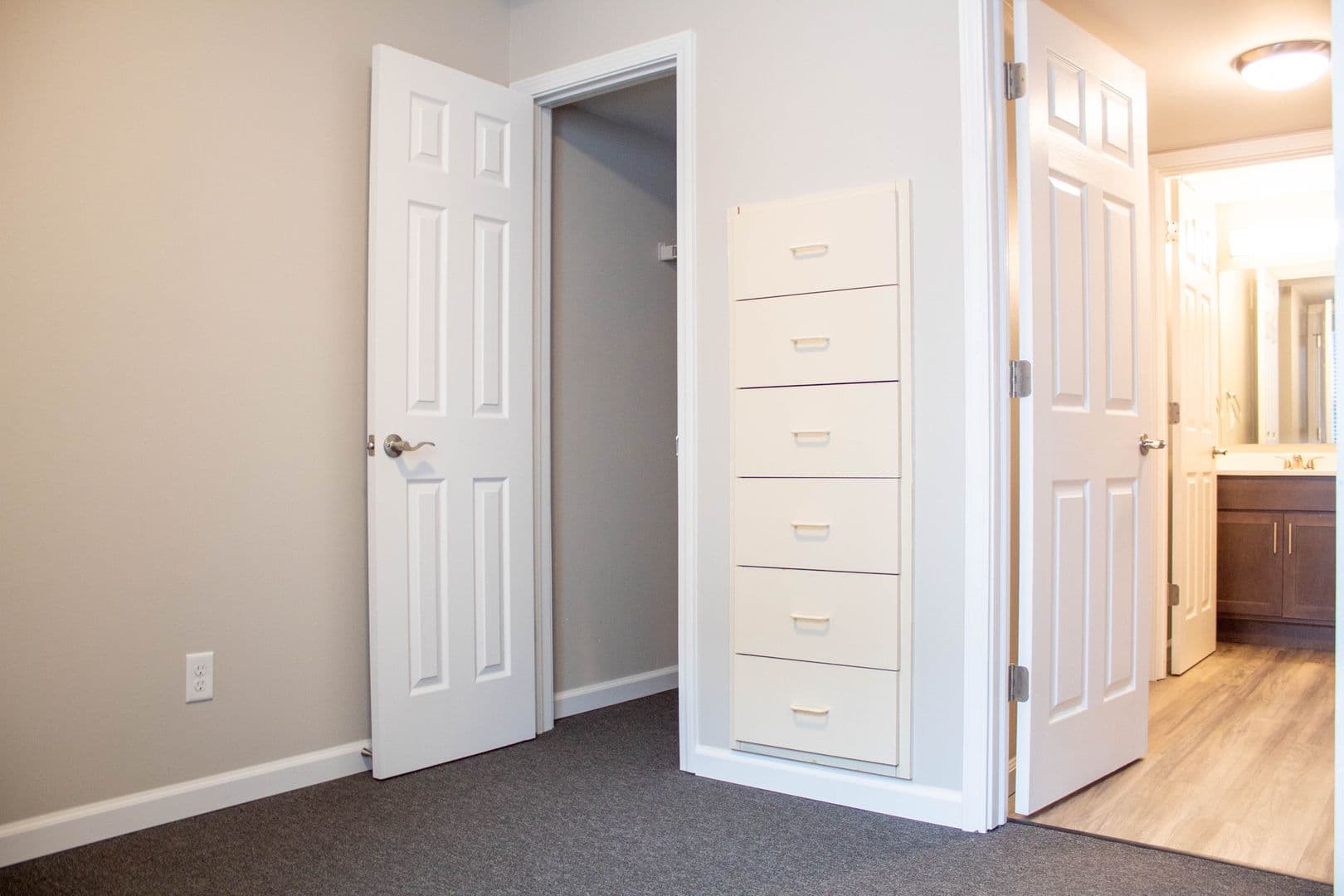 Champaign Apartment: 507 S Fourth